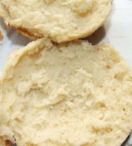 Brioche Burger Buns im aufgeschnitten Zustand