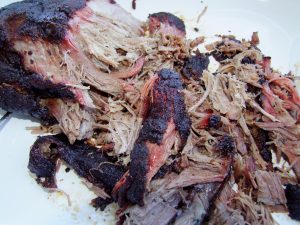Ein zerlegtes Pulled Pork